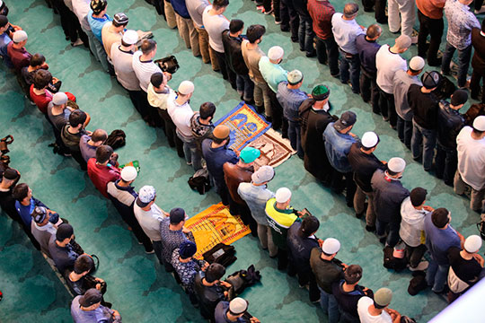 «В случае отмены режима самоизоляции, возможно, богослужение [праздничный намаз в ураза-байрам] пройдет, но, если обстановка не позволит, он просто не будет совершен»